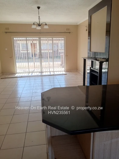 Cluster home to let  (Sole Mandate)