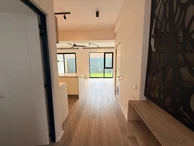 3 Bedroom Flat & Apartment