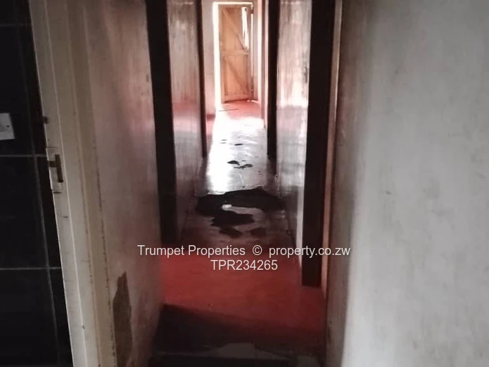 5-Bed Family Home in Budiriro — Walled with Verandah (Sole Mandate)