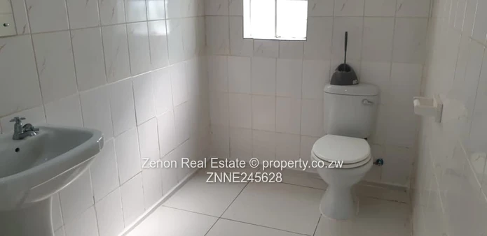 3 Bedroomed House For Sale In Borrowdale Philadelphia