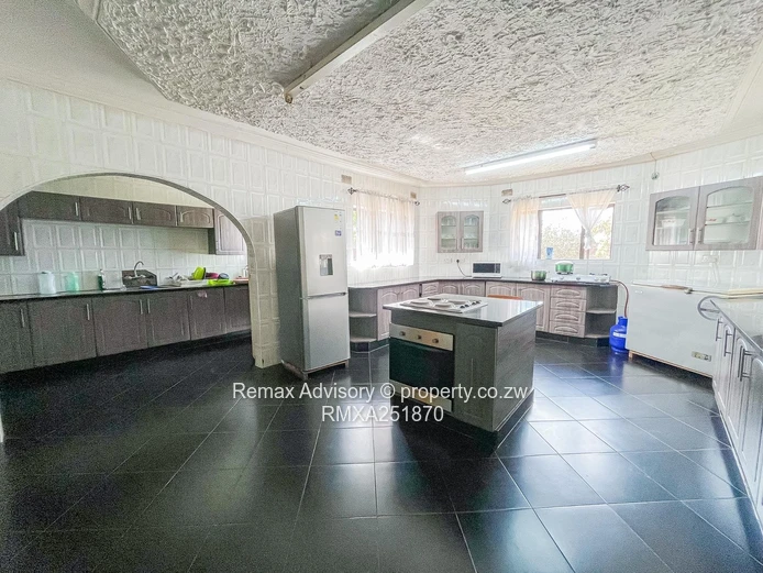 House For Sale In Glen Lorne 
