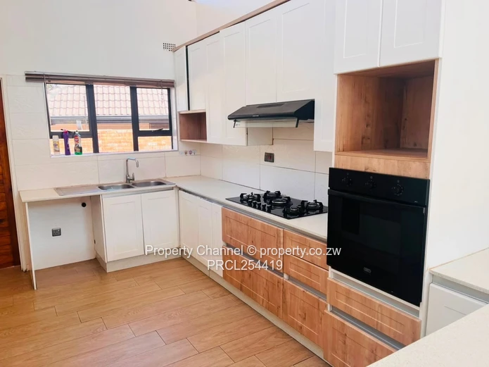 Stylish 3-Bed Avondale Flat with Borehole & Modern Kitchen