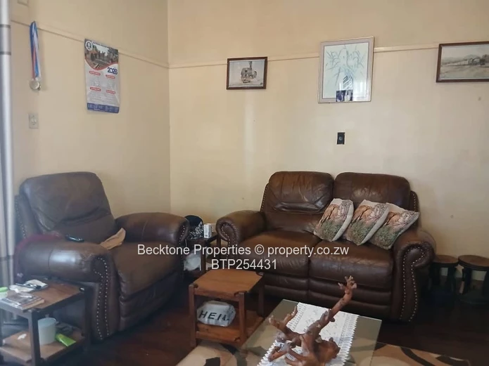 Northend Bulawayo: 3-bed Family Home on 2,900m² 