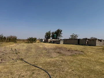 Farm & Agricultural Land