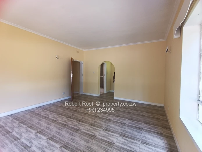 4 bed home in Kamfinsa