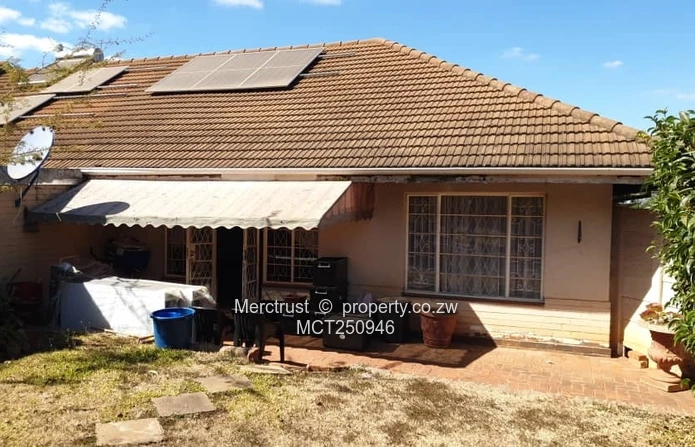 Secure and conveniently situated! (Sole Mandate)