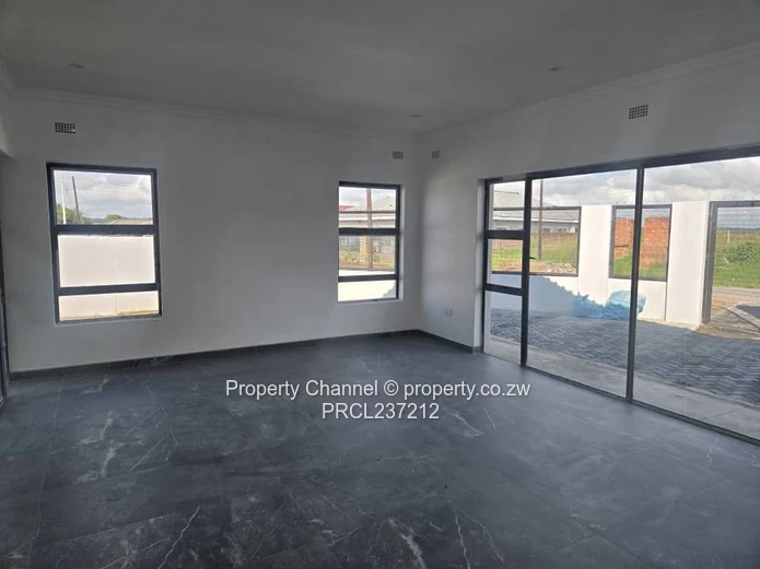 Modern Luxurious House - Secure Gated Complex 