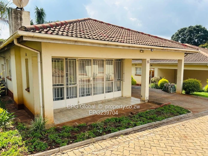 Upmarket Cluster houses for sale 