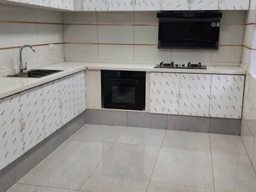 18 Unit Townhouse Complex