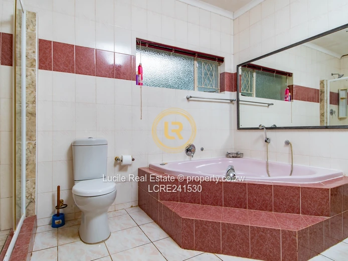 Elegant 5-Bedroom Home For Rent in Prime Mandara