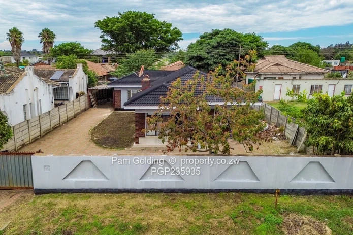 Neat Family Home for sale!!