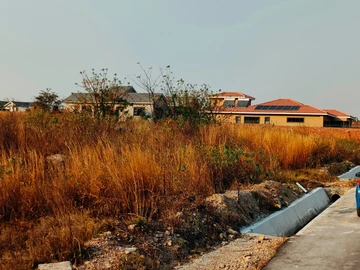 Stands & Residential Land