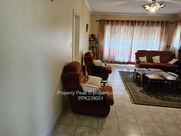 Solid House In Mt Pleasant For Rent Good Location Close To Groombridge Shopping Centre. (Sole Mandate)