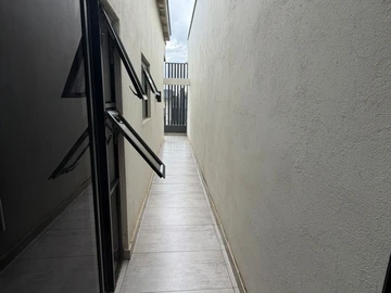 3 Bedroom Flat & Apartment