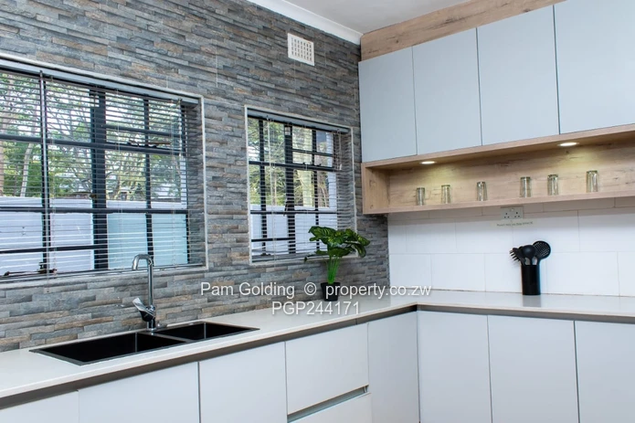 Beautiful Home To Rent In Greystone Park (Sole Mandate)