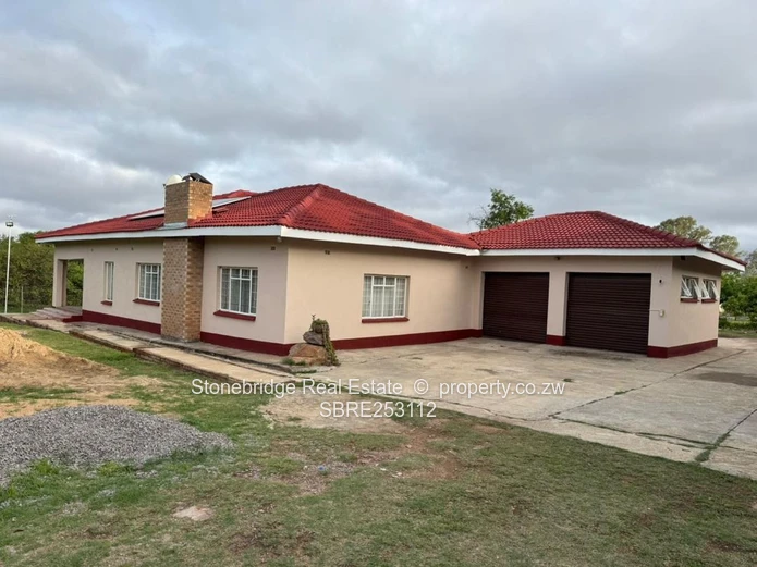 4 Bedroom House in Burnside For Sale