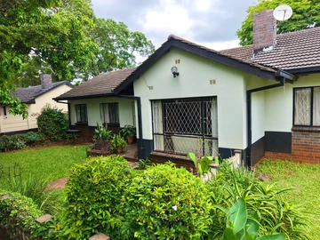 3 Bedroom Flat & Apartment