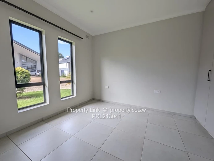 Upmarket 3 Bed Townhouse For Sale In Greendale