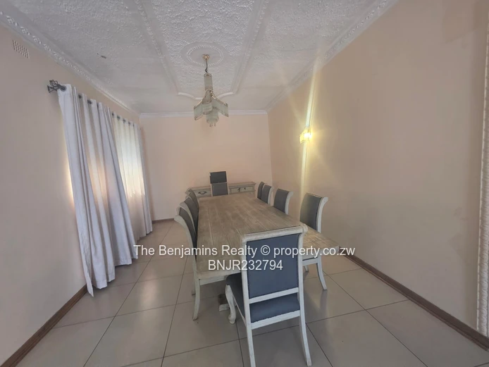 Fully Furnished Home In Greendale