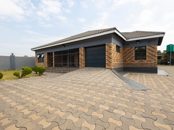 4 Bedroom House