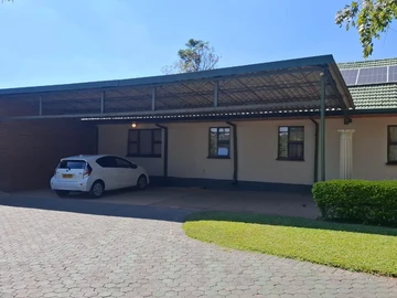 5 Bedroom House