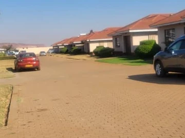 3 Bedroom Garden Flat