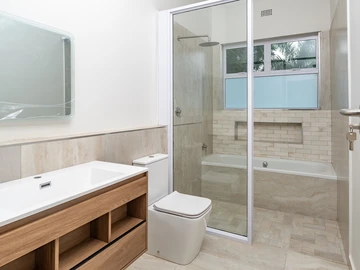 6 Unit Townhouse Complex