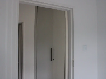 3 Bedroom Flat & Apartment