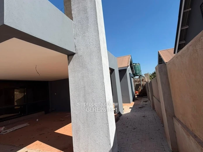 Modern 3-Bed Vainona Home with Carport & Borehole