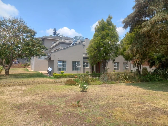 9 Bedroom House