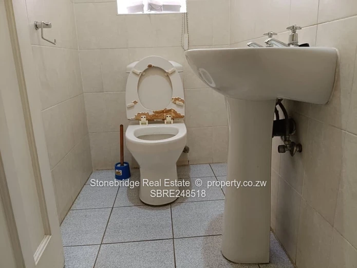 Townhouse for Commercial use in Bulawayo CBD for sale