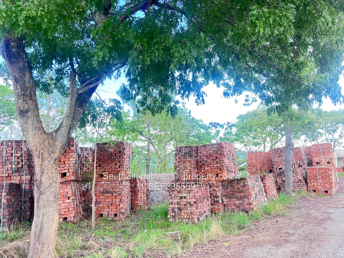 Prime land in Folyjon Crescent. Perfect location (Sole Mandate)