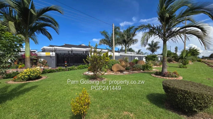 6 bedroom house for sale in Sandton Park (Sole Mandate)