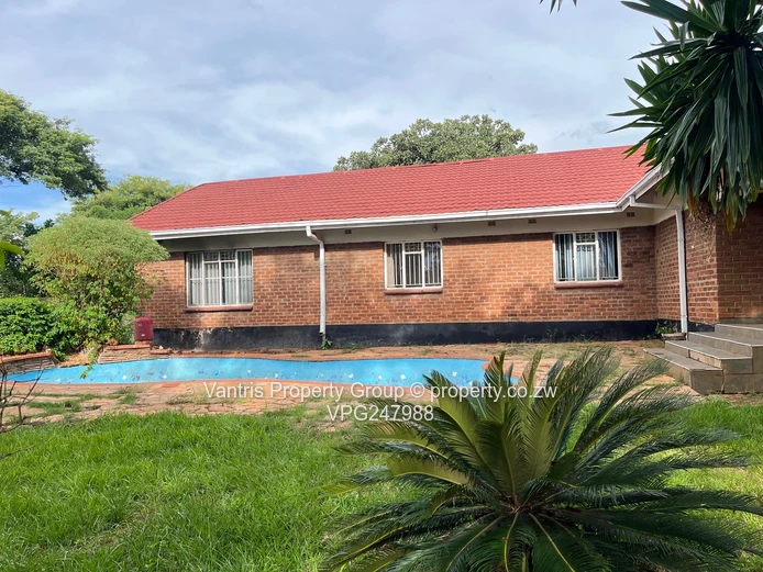 5-Bed Home in Knowe Norton — Title deed !!! (Sole Mandate)