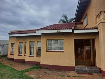 4- bedroom double-storey home in Mount Pleasant Heights, Harare