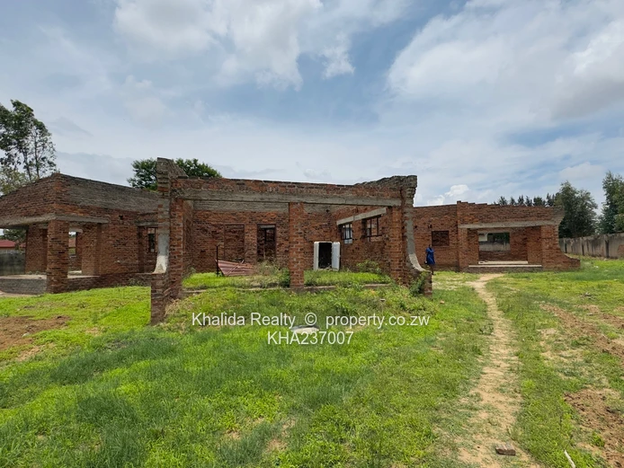 Riverside Ruwa incomplete house for sale 