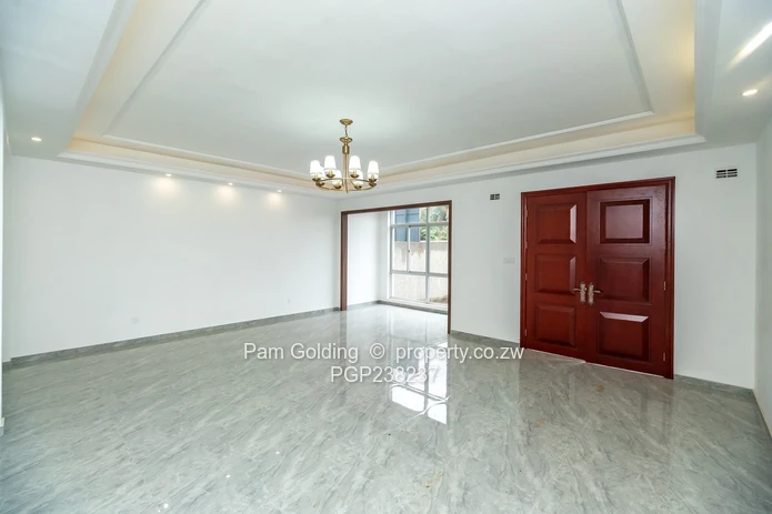 Luxury 4-Bedroom Duplexes in the Heart of Strathaven (Sole Mandate)