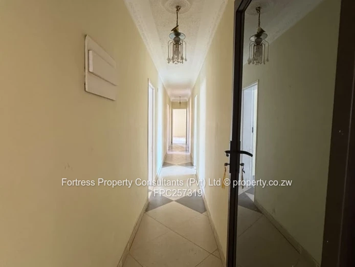 5-Bed House for Rent in Westgate