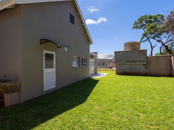 8 Unit Townhouse Complex