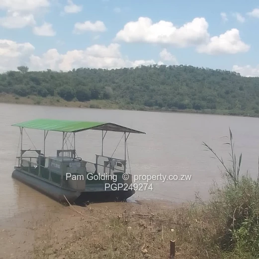Premier Riverfront Angling Retreat