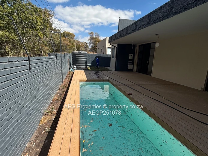 To Let Newly Built Luxury 4-Bedroom Townhouse |Highlands