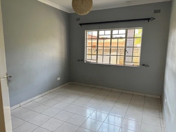 2 Bedroom Garden Flat