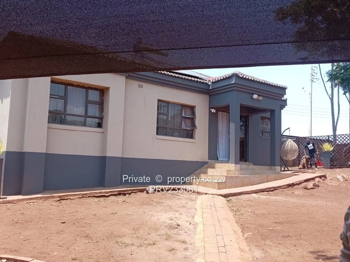 5000sqm stand with 3 bedroom cottage