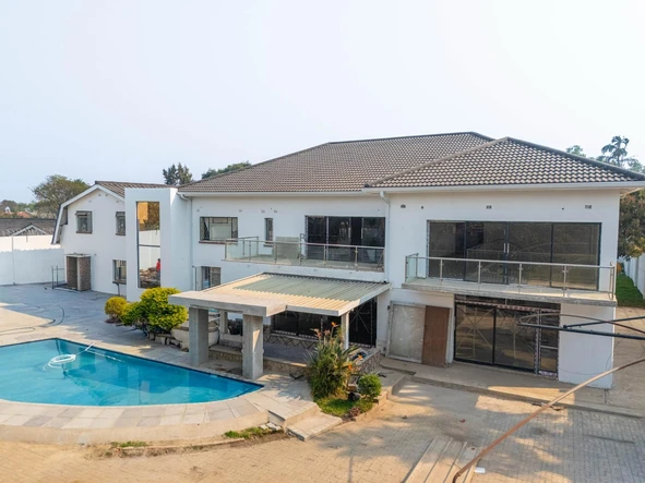 7 Bedroom House