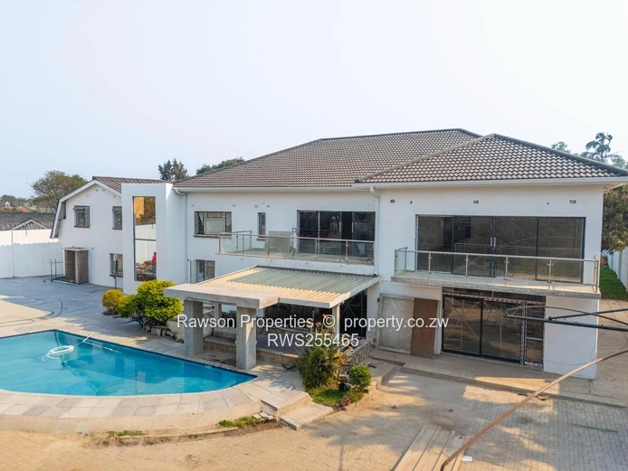 EMERALD HILL GEM – SPACIOUS, Secure & Versatile