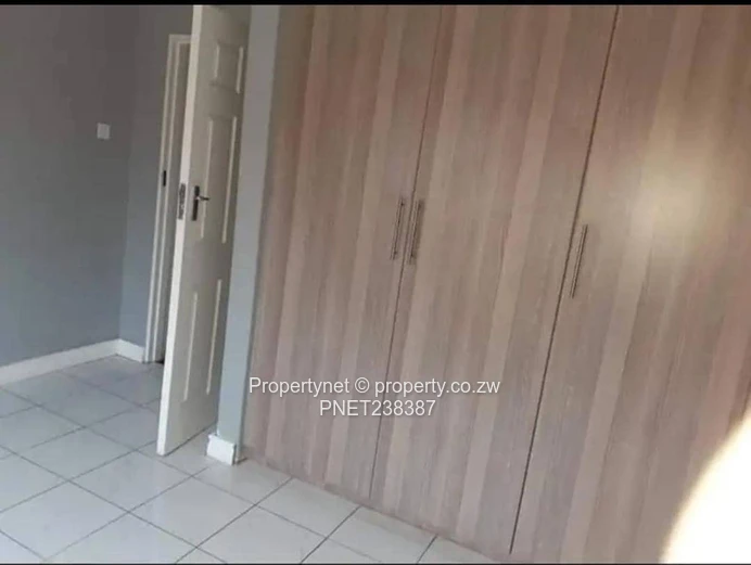 modern cluster (Sole Mandate)