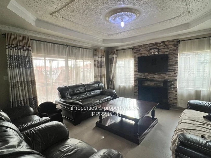 4-Bedroom Home for Sale in Glen View 1 Riverside – Secure, Solar-Powered & Well-Maintained