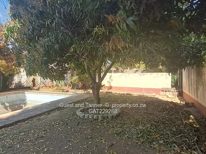 4-bedroomed house is situated in the desirable Sunridge area