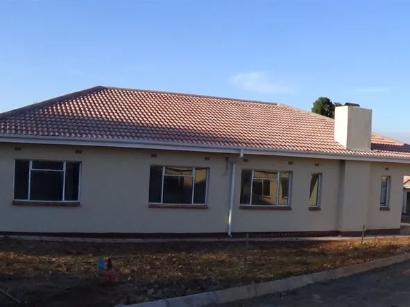 3 Bedroom Garden Flat