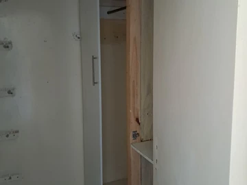 Flat & Apartment